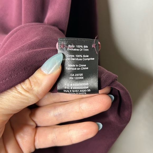 Aritzia Babaton Oversized Silk Blouse - Picture 4 of 6